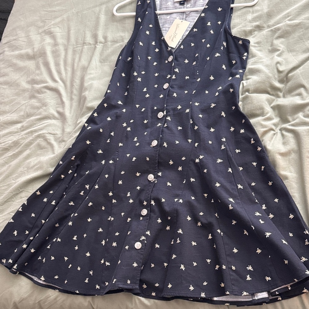 Universal Thread Dark Blue Floral Button Midi Dress